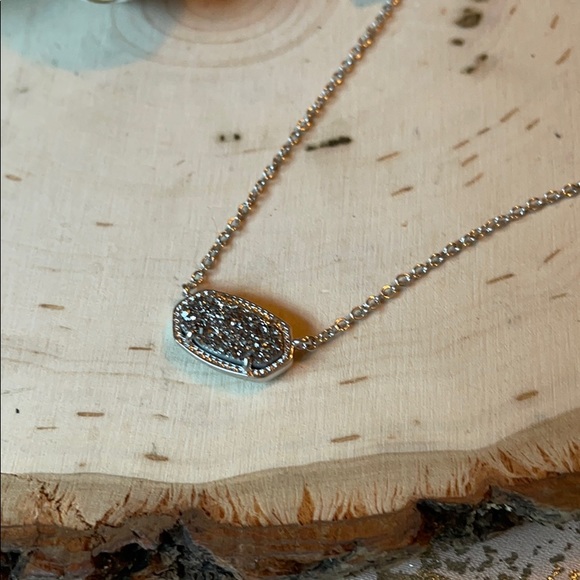 NWT KENDRA SCOTT SILVER ELISA DRUSY NECKLACE! - Picture 5 of 5